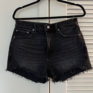 Abercrombie&Fitch The Mom Short High Rise Shorts